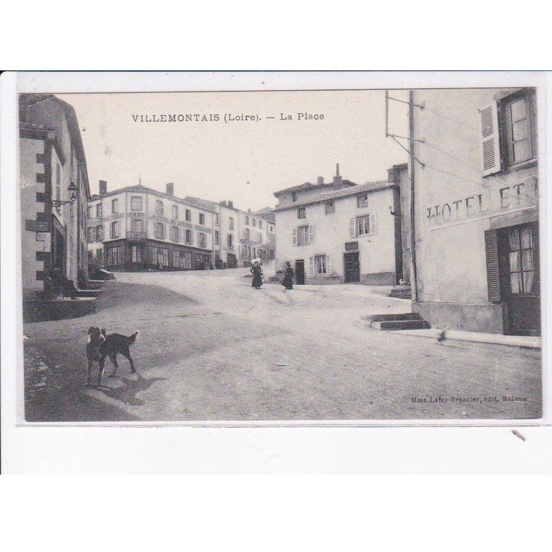 VILLEMONTAIS: la place - très bon état