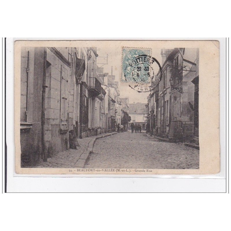 BEAUFORT-en-VALLEE : grande rue - tres bon etat
