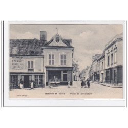 BEAUFORT-en-VALLEE : place de boucicault - tres bon etat