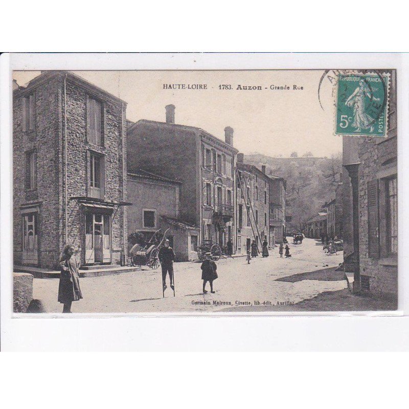 AUZON: grande rue - très bon état