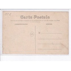 DONGES: place de la gare - très bon état