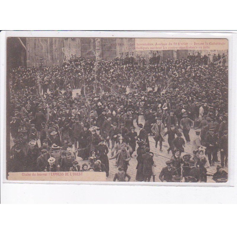 NANTES:les inventaires 22 février devant la cathédrale - état