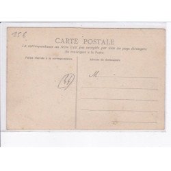 NANTES: les inventaires 22 février devant la cathédrale, chant du credo - très bon état