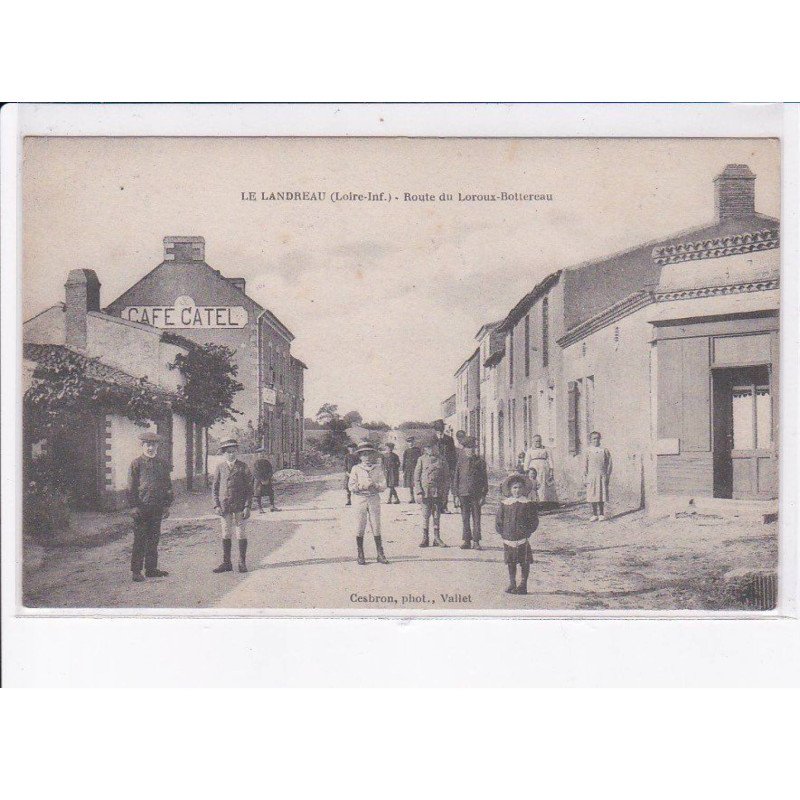 LE LANDREAU: route du loroux-bottereau - très bon état