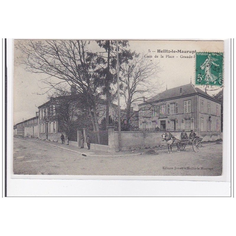 HEILTZ-le-MAURUPT : coin de la place - tres bon etat
