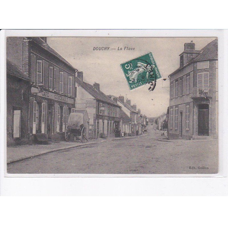 DOUCHY: la place - très bon état