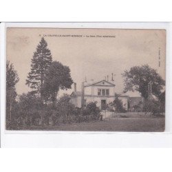 LA CHAPELLE-SAINT-MESMIN: la gare (vue extérieure) - très bon état