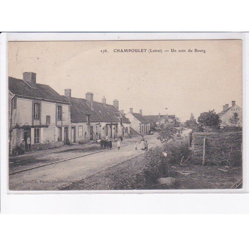 CHAMPOULET: un coin du bourg - très bon état