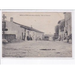 MENNIL-la-TOUR: rue de l'industrie - très bon état