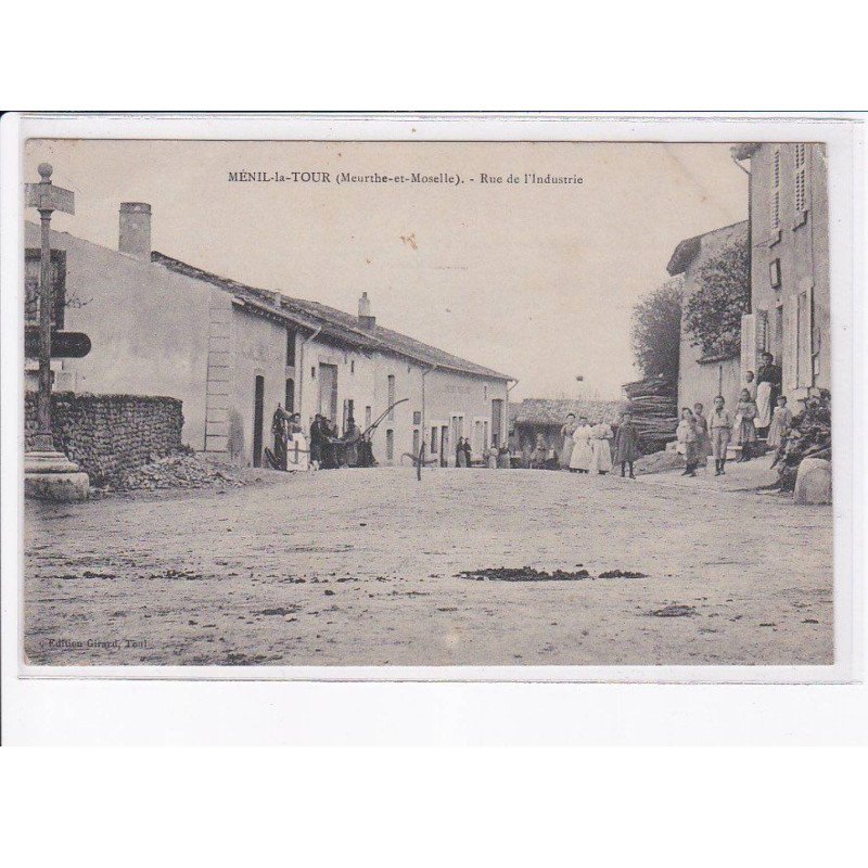 MENNIL-la-TOUR: rue de l'industrie - très bon état