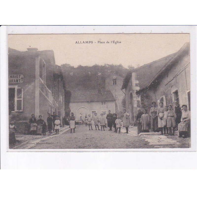 ALLAMPS: place de l'église - très bon état