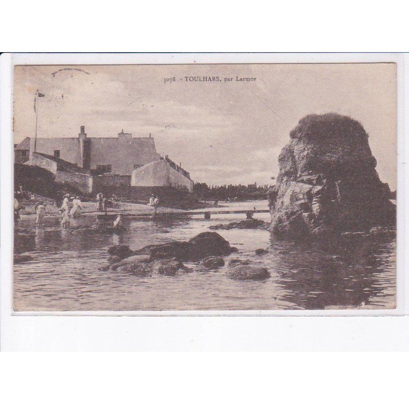 TOULHARS: scène de plage, rocher, bâtiment - très bon état