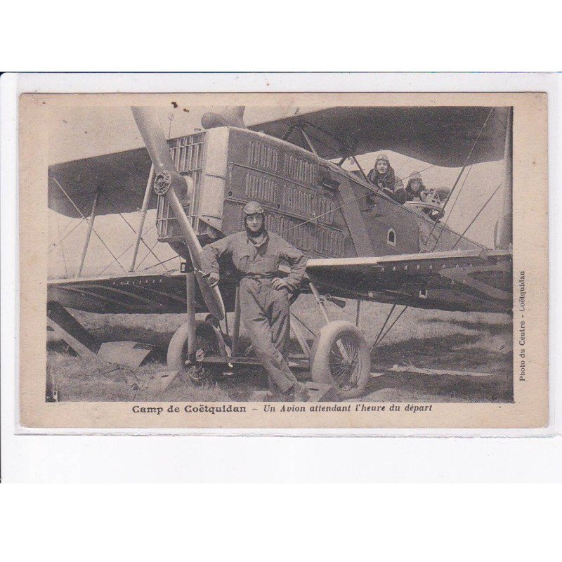 COETQUIDAN: camp, un avion attendant l'heure du départ, aviation - très bon état
