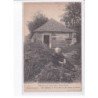 ROCHEFORT-en-TERRE: une célébrité, la petite mère de bois devant sa maison - état