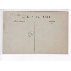 ROCHEFORT-en-TERRE: une célébrité, la petite mère de bois devant sa maison - état