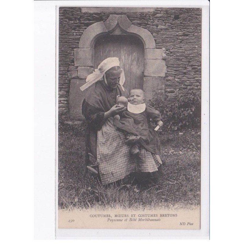 MORBIHAN: paysanne et bébé - très bon état
