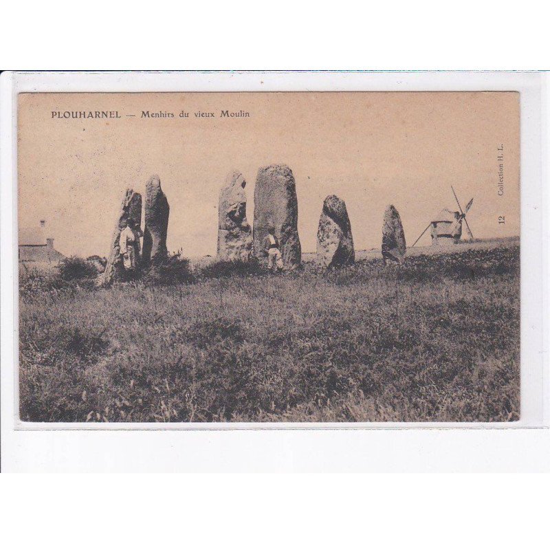 PLOUHARNEL: menhirs du vieux moulin - très bon état
