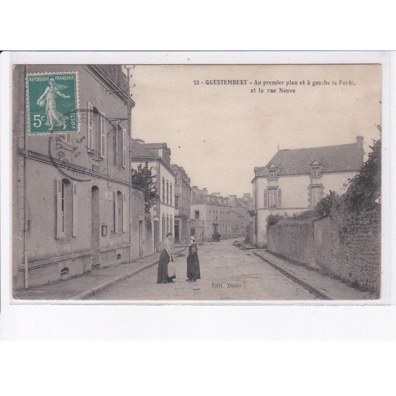 QUESTEMBERT: au premier plan et à gauche la poste et la rue neuve - très bon état