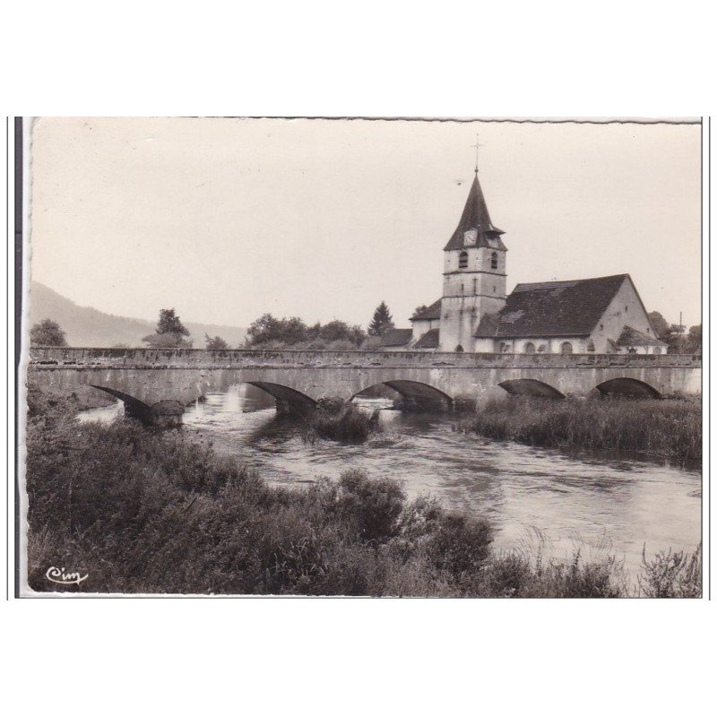 VOUECOURT-la-JOLIE : le pont sur la marne - tres bon etat