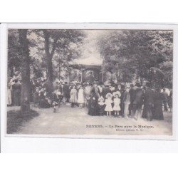 NEVERS: le parc avec la musique - très bon état