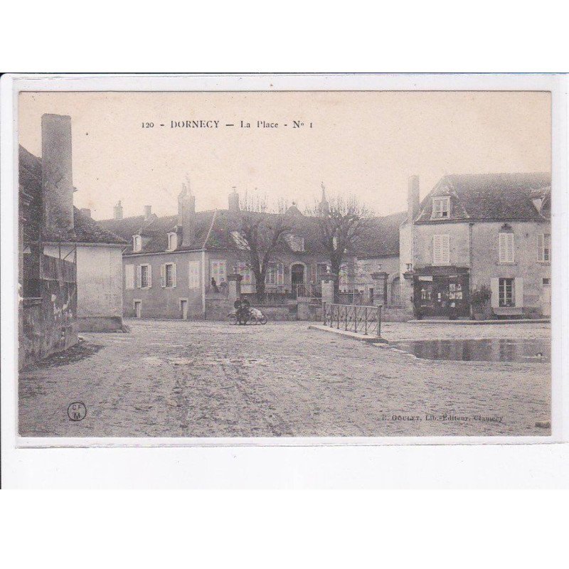 DORNECY: la place, n°1 - très bon état