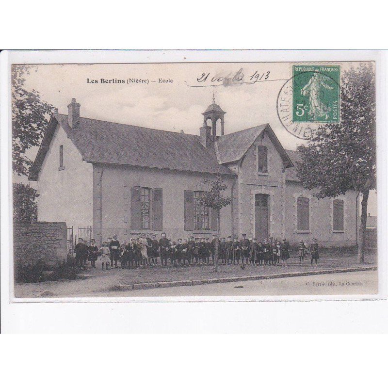 LES BERTINS: école - très bon état
