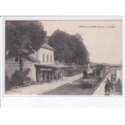 NEUVY-sur-LOIRE: la gare, train - très bon état