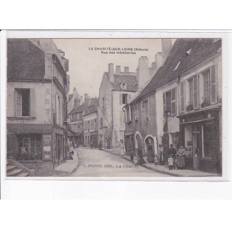 LA CHARITE-sur-LOIRE: rue des hôtelleries - très bon état