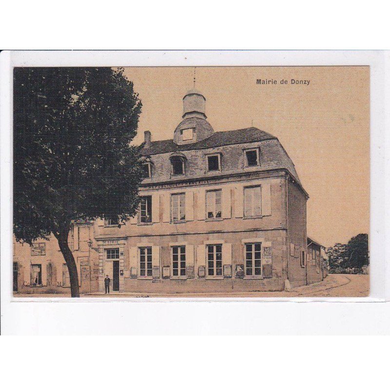 DONZY: mairie - très bon état