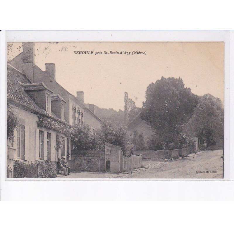 SEGOULE: vue du village - très bon état