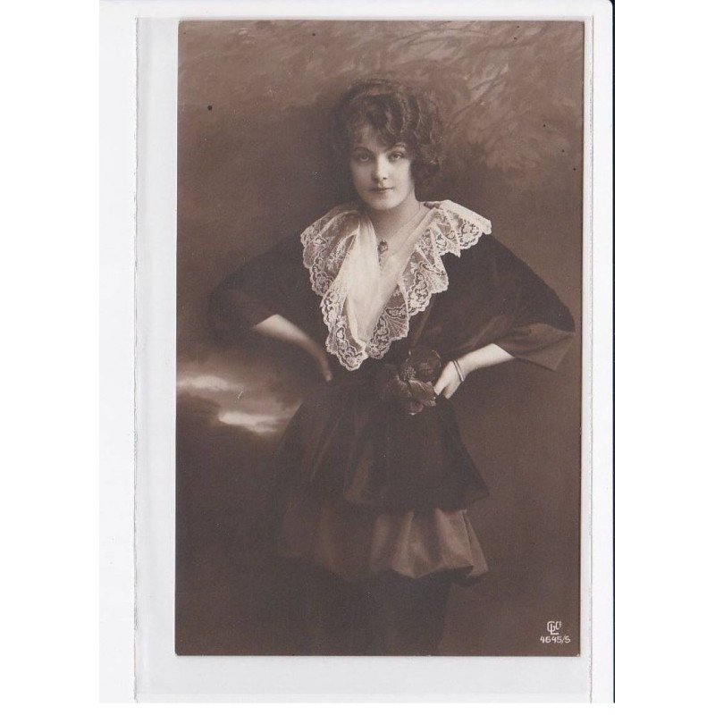 FANTAISIE: femme - très bon état