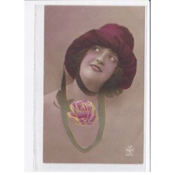 FANTAISIE: femme - très bon état