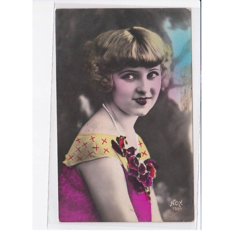 FANTAISIE: femme - très bon état