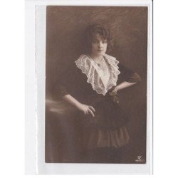 FANTAISIE: femme - très bon état