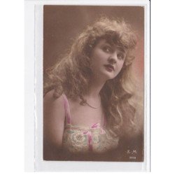 FANTAISIE: femme - très bon état