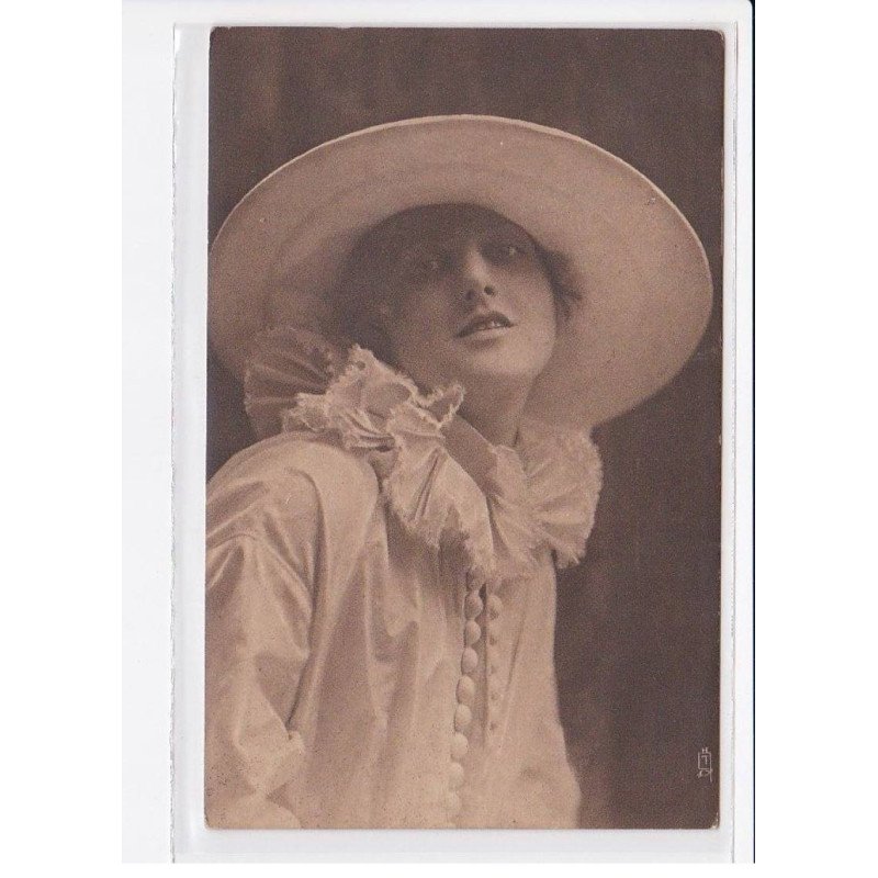 FANTAISIE: femme - très bon état