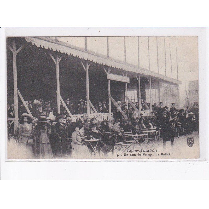 LYON: aviation, un coin du pesage, le buffet - très bon état