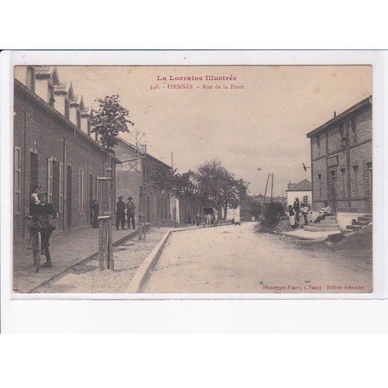 PIENNE: rue de la poste - très bon état