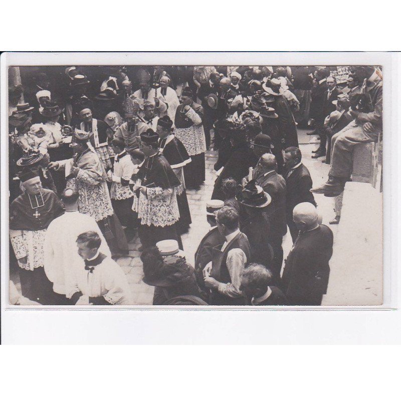 AVRANCHES: procession - très bon état