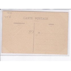 BENOITEVAUX: la messe au calvaire, les bannières des congrégations - très bon état