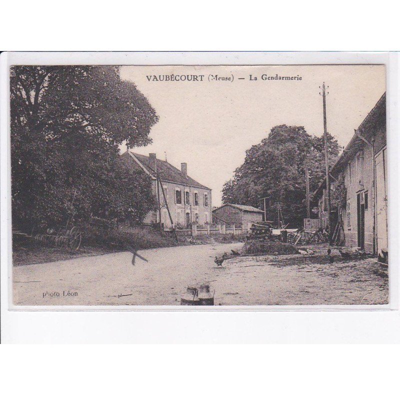 VAUBECOURT: la gendarmerie - très bon état
