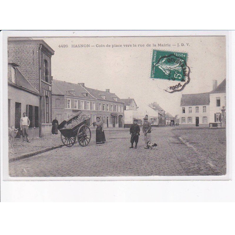 HASNON: coin de place vers la rue de la mairie - très bon état