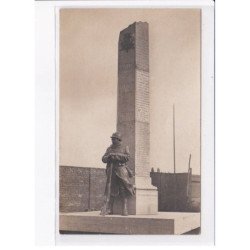 HAUTMONT: monument aux morts - très bon état
