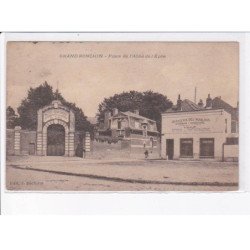 GRAND RONCHIN: place de l'abbé de l'épée - très bon état