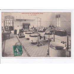 ZUYDCOOTE: sanatorium, la cuisine - très bon état