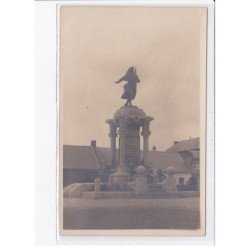 VILLERS OUTREAUX: monument aux morts - très bon état