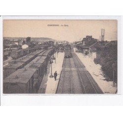 COMPIEGNE: la gare - très bon état