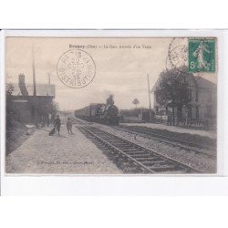 ERAGNY: la gare arrivée d'un train - très bon état