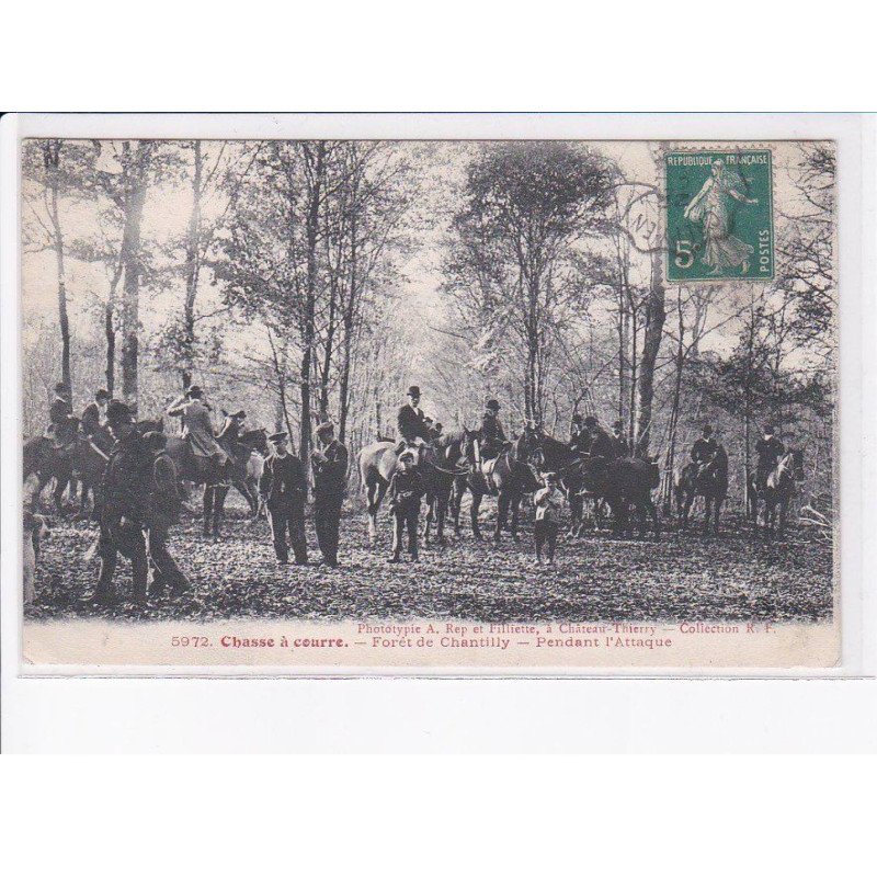 CHANTILLY: chasse à courre, forêt de chantilly, pendant l'attaque - très bon état