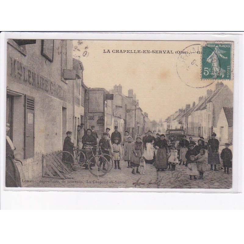 LA CHAPELLE-en-SERVAL: scène de rue, vélo - état